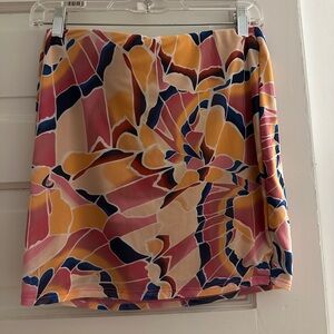 Colorful geometric patterned mini skirt